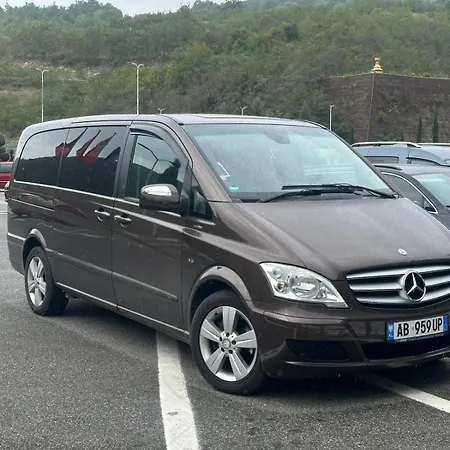 Mercedes Benz Viano * Polisi i Vogel